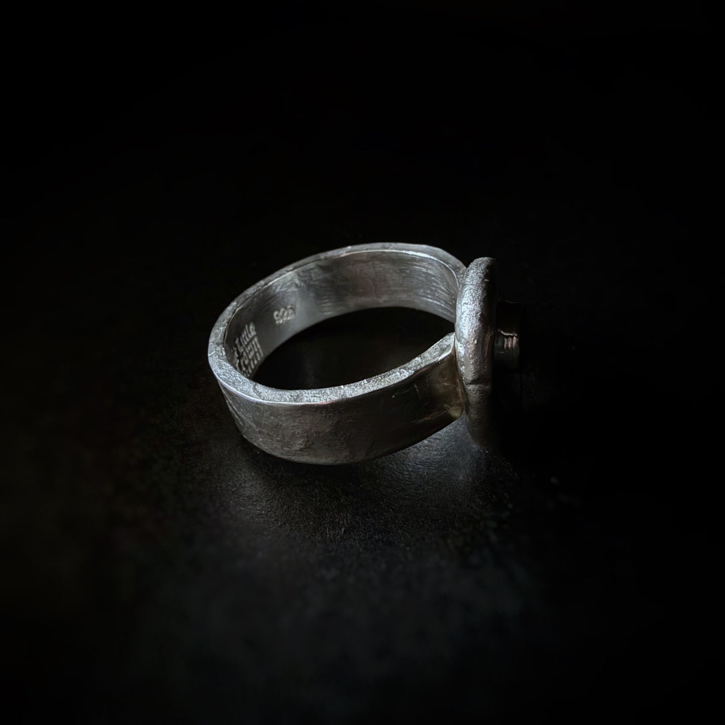 Brilliant Cut Labradorite Ring - US 8.5
